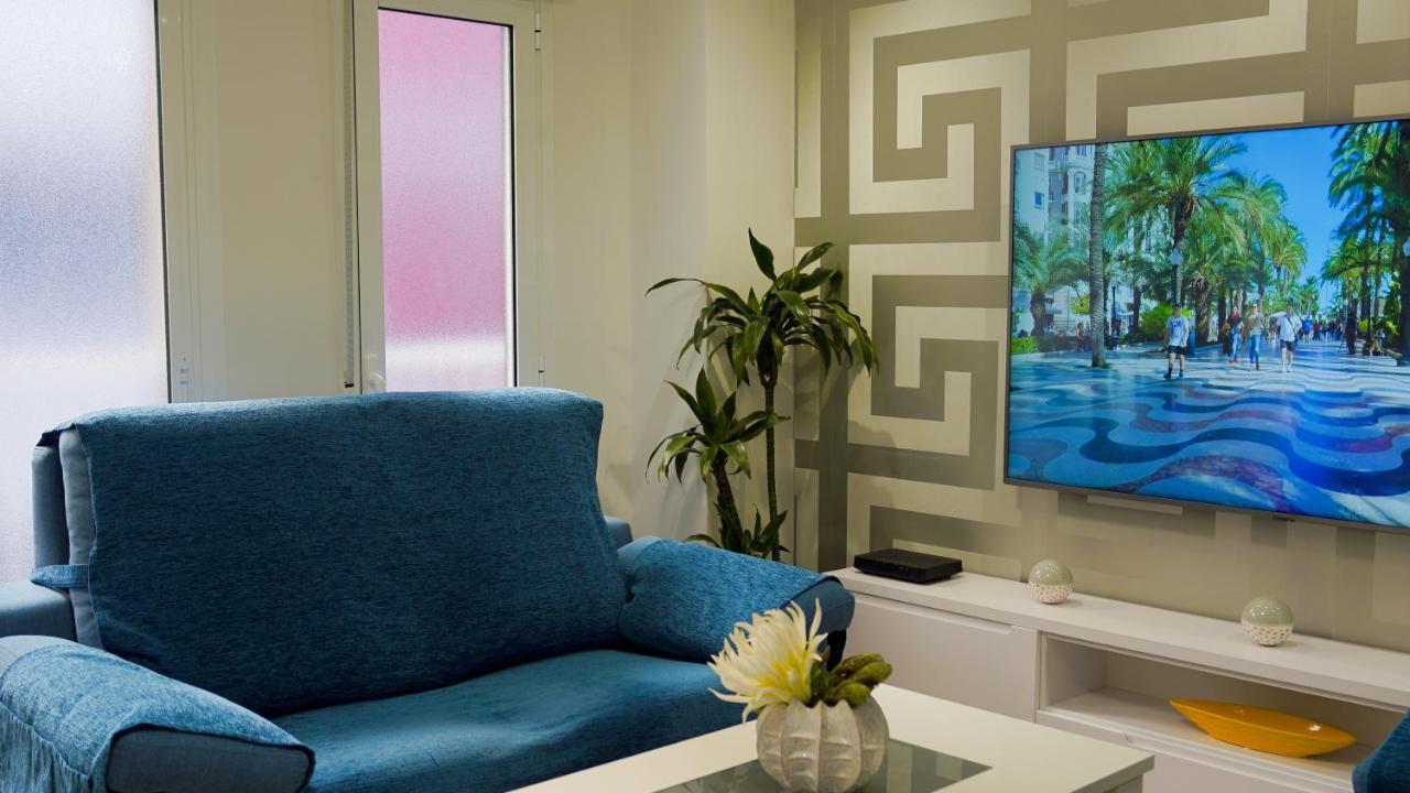Stylish & Spacious Family Apartment Near Beach & Vibrant Historic Market 阿利坎特 外观 照片