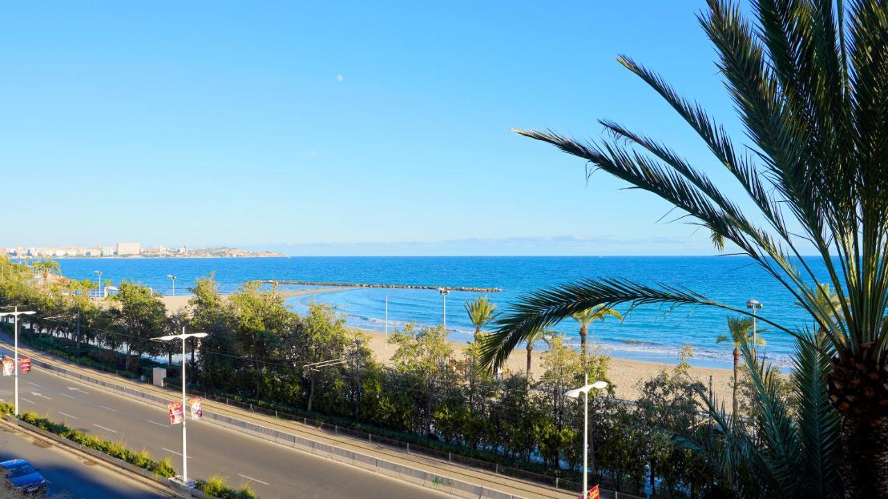 Stylish & Spacious Family Apartment Near Beach & Vibrant Historic Market 阿利坎特 外观 照片