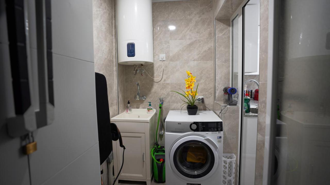 Stylish & Spacious Family Apartment Near Beach & Vibrant Historic Market 阿利坎特 外观 照片