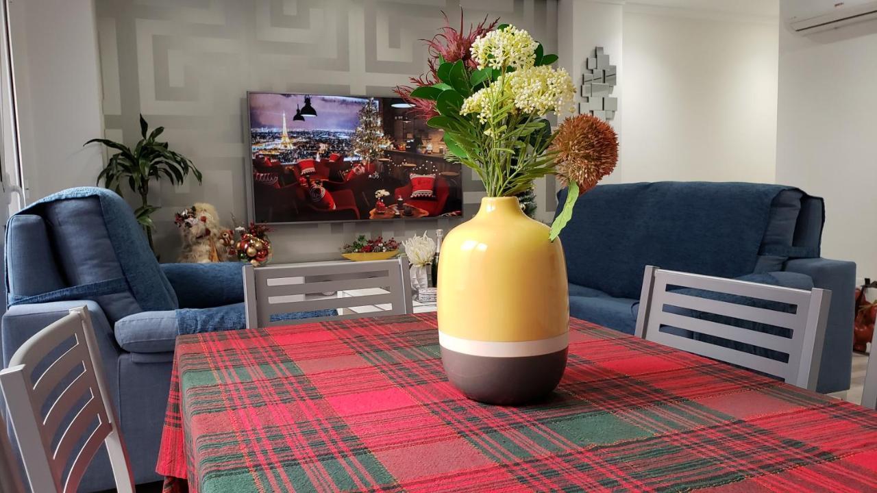 Stylish & Spacious Family Apartment Near Beach & Vibrant Historic Market 阿利坎特 外观 照片